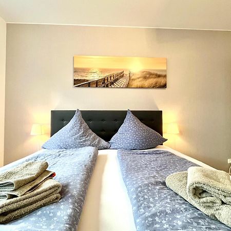 Ferienwohnung Moseltraum, 1-6 Pers, Mit 3 Schlafzimmer Und Panoramabalkon Müden Esterno foto