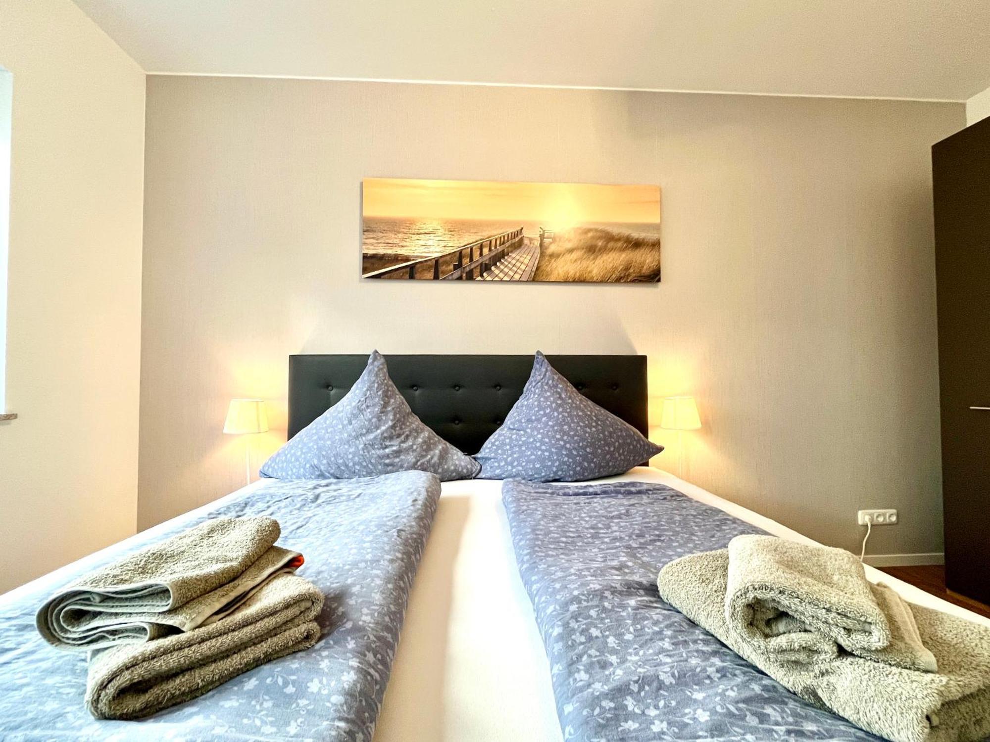 Ferienwohnung Moseltraum, 1-6 Pers, Mit 3 Schlafzimmer Und Panoramabalkon Müden Esterno foto