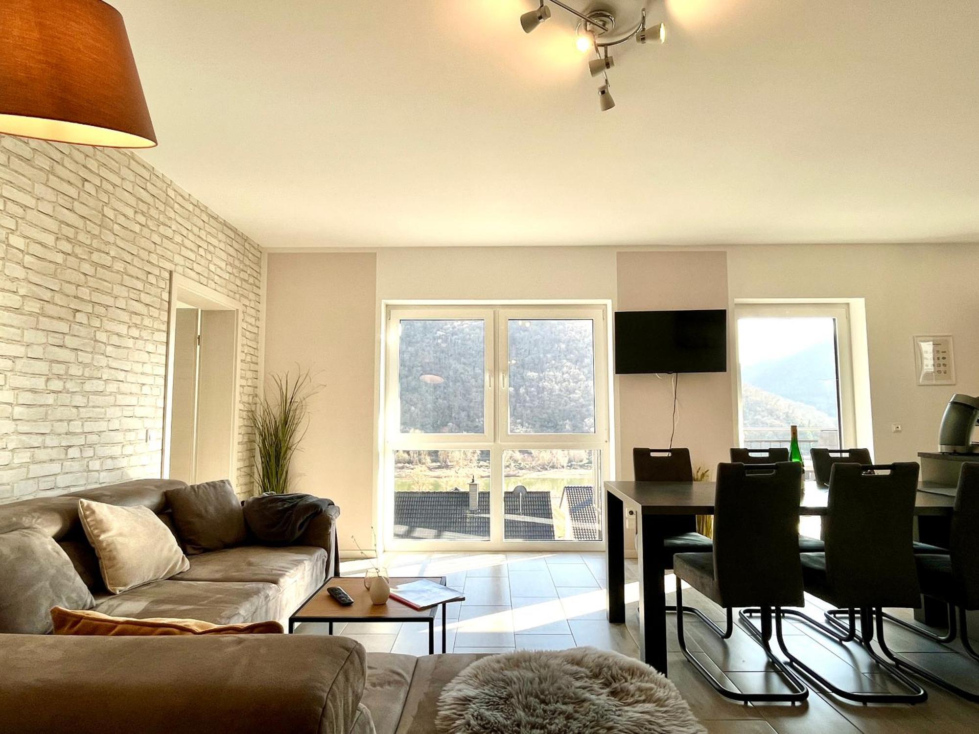 Ferienwohnung Moseltraum, 1-6 Pers, Mit 3 Schlafzimmer Und Panoramabalkon Müden Esterno foto