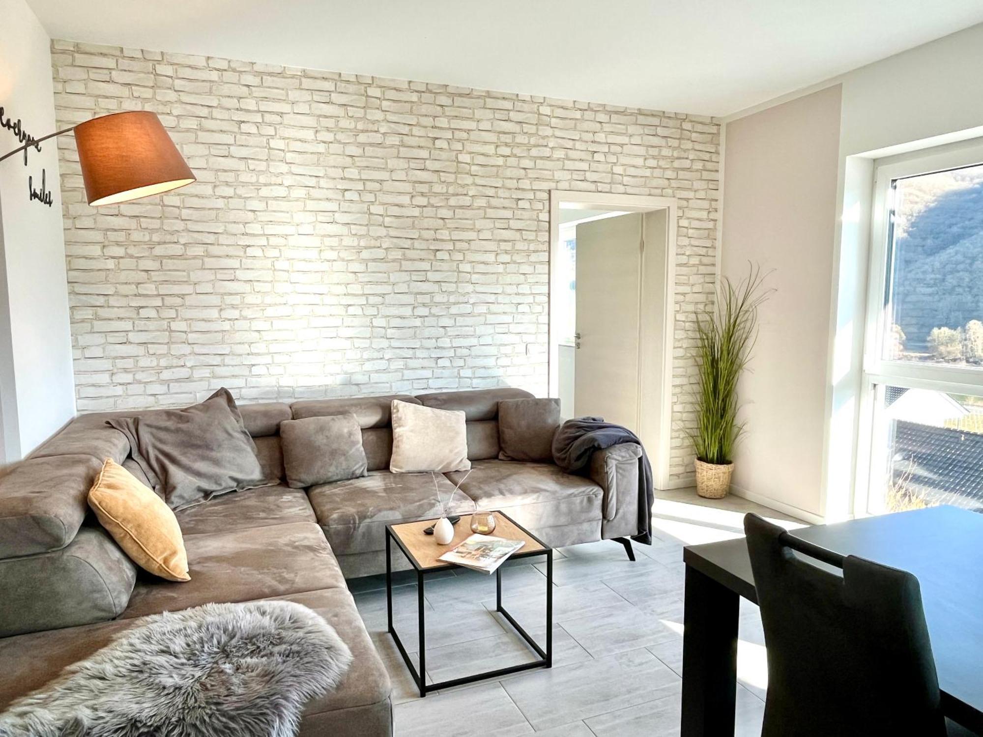 Ferienwohnung Moseltraum, 1-6 Pers, Mit 3 Schlafzimmer Und Panoramabalkon Müden Esterno foto