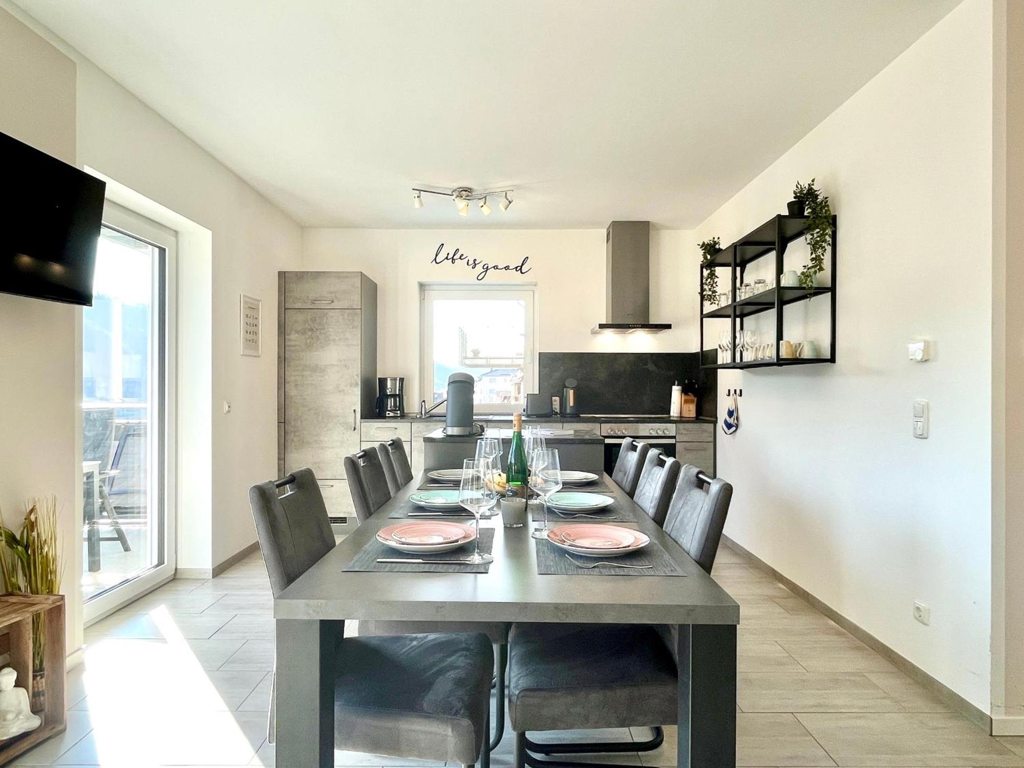 Ferienwohnung Moseltraum, 1-6 Pers, Mit 3 Schlafzimmer Und Panoramabalkon Müden Esterno foto